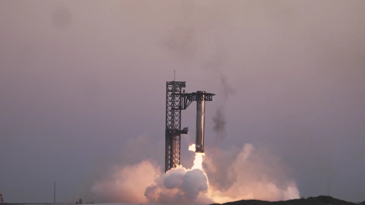 SpaceX Starship Super Heavy booster Flight 5 test